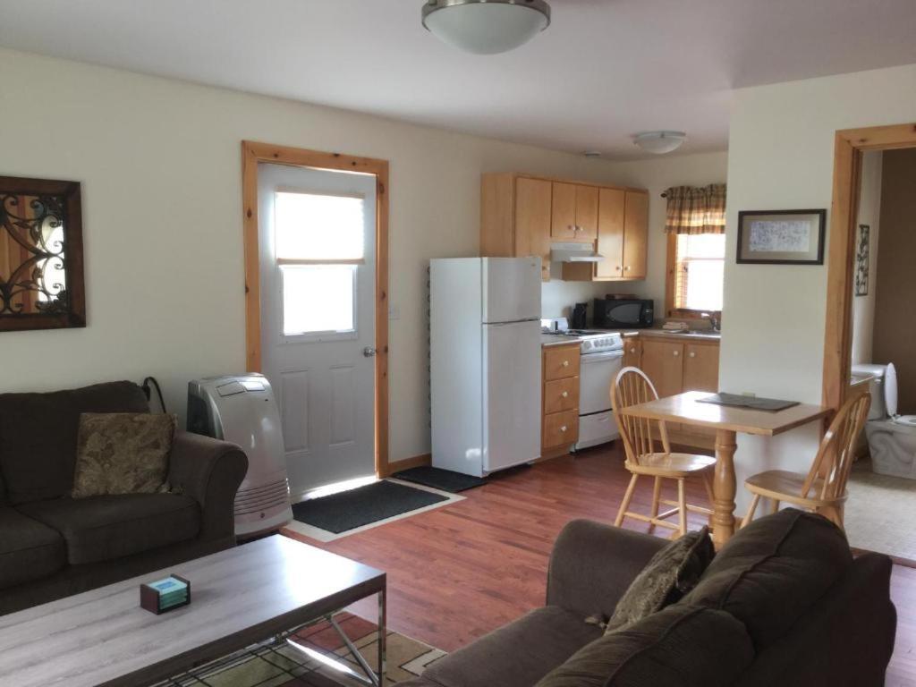 Mackenzie Motel & Cottages Shelburne Εξωτερικό φωτογραφία