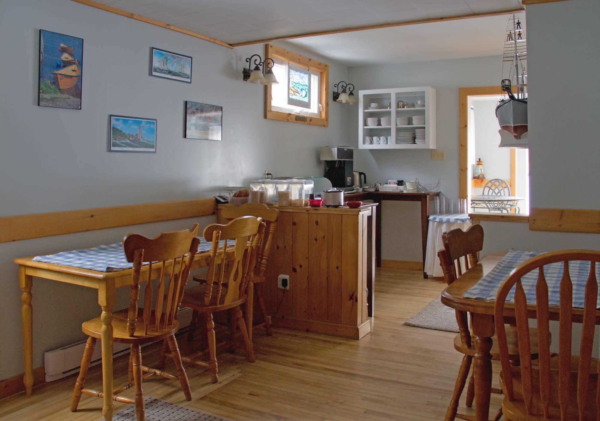 Mackenzie Motel & Cottages Shelburne Εξωτερικό φωτογραφία